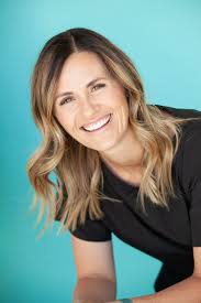 Hi, I'm Amber. Welcome to my kitchen!