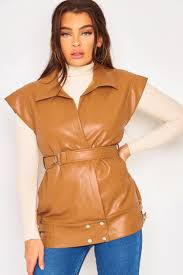 Veste officier, blouson en simili cuir. Veste Camel Sans Manches En Simili Cuir Brentiny Paris