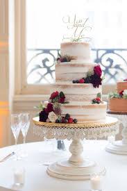 How To Throw A Festive New Orleans Wedding With Southern Charm Summer Wedding Cakes Floral Wedding Cakes Berry Wedding Cake