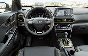 Ένας δυναμικός συνδυασμός suv χαρακτήρα, επιδόσεων και τεχνολογίας αιχμής. Noul Suv Hyundai Kona Este Disponibil In Romania PreÈurile Pornesc De La 21 150 De Euro Cu Tva Automarket