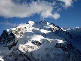 Depending on the method of counting, it has ten peaks higher than 4,000 m, and lies partly in italy. Monte Rosa Weather Forecast 4633m