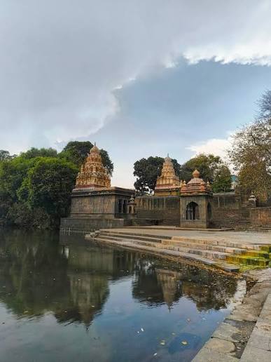 🏰 Franciscan Church and Graveyard at Vasai Fort: 🕍 History & Architectural The Franciscan Church of Saint Anthony was built in 1557 in memory of Saint Anthony of Lisbon, under Portuguese rule