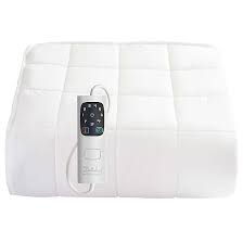 It has heating elements in it operated by electricity that distribute warmth throughout the pad, keeping you warm when you lay on it. Dreamland Heated Mattress Protector Quilted Cotton Double Lakeland