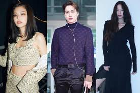 Lee da in's sister, lee yu bi had previously starred in the gu family book with lee seung gi. Lee Min Ho And Bae Suzy Yoona And Lee Seung Gi The Korean Celebrity Couples Forced To Keep Their Romances A Secret Or Face Backlash From Media Fans And Their Agencies
