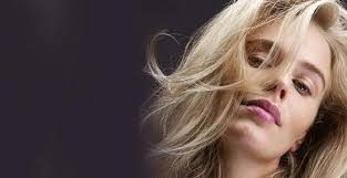 Concetta Fierravanti-Wells scatena un terremoto