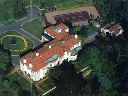 Now the luxury property investors are ready to cash in on the historic owlwood estate in holmby hills, california. 59 Owlwood Estates Holmby Hills California Ideas Holmby Hills House Siding Mansions