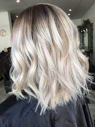 Instagram Kaitlinjadehairartistry Hair Lived In Hair Colour Blonde Bronde Brunette Golden Tones Balayage Face Fr Long Hair Styles Balayage Blonde Balayage