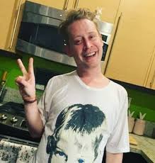 Macaulay culkin and brenda song welcome first child… and name him after his culkin's sister dakota died in 2008 after stepping in front of a car last year culkin said they were trying for a family, joking 'we practice a lot' Macaulay Culkin Family Wife Parents Siblings Themefam
