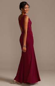 Elegant Red Dress For Mother Of The Bride In 2020 Elegant Red Dress Bridesmaid Attire Mother Of The Bride Dresses