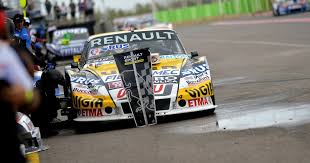 El Toro sigue al frente :: Olé