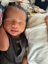 Donating breast milk in Lake Zurich area