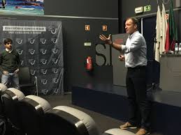 The site lists all clubs he coached and all clubs he played for. Esdrm Esdrm Recebeu Aula Aberta Com Nuno Presume E Ricardo Dionisio