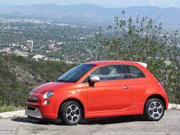 Compare prices of all fiat 500's sold on carsguide over the last 6 months. 2013 Fiat 500 Review Ratings Specs Prices And Photos The Car Connection