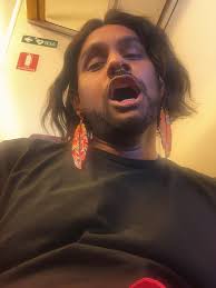 Mx. Naavi! At The Disco 🔻