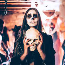 Top halloween dinner party games results | result id: Halloween Party Games For Adults Popsugar Smart Living