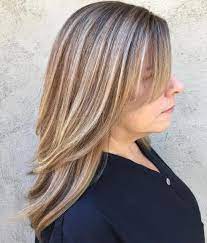 Long hairstyles for 40 year old woman 2021. 60 Unbeatable Haircuts For Women Over 40 To Take On Board In 2021