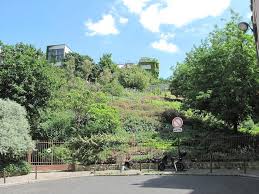 Le Top 100 Des Lieux Insolites A Paris Lieux Insolites Lieu Insolite Paris Paris Visite