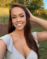 S H E R R I (@sweetsherripie_) • Instagram photos and videos