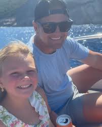 The waters and beaches of Zakynthos 🇬🇷 really are beautiful- a truly  stunning experience exploring the island via boat! We couldn’t stop jamming  out to the Mama Mia soundtrack all day! @irwinjimmy