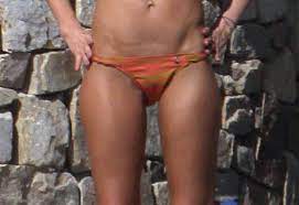 Posted october 19, 2010 by durka durka mohammed in jessica alba. Jessica Alba S Slight Bikini Cameltoe Taxi Driver Movie