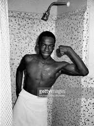 A Young Bobby Flexin In The Shower Bobby Brown Bobby Rhythm And Blues