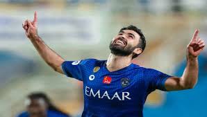 أخبار نادي الهلال بعد هجوم الجماهير خربين يكشف سبب حذف صوره مع نادي الهلال سبورت 360
