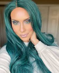 can't wait to fill my vanity with such a pretty makeup .💅😍 . .  #fblifestyle