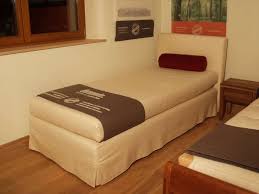 Waschbar bis 60° c, trocknergeeignet, konfektion mit eckgummi. Dormiente Bett Vega 90 200cm Bio Polsterbett Mit Abnehmebarem Naturfarbenen Oko Polsterbezug Planungswelten