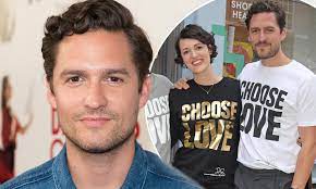 Fleabag's Ben Aldridge comes out as a 'proud' member of the LGBTQ+  community | Daily Mail Online