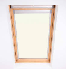 Bloc Skylight Blind 5 78 98 For Fakro Roof Windows Blockout White Buy Online In El Salvador At Elsalvador Desertcart Com Productid 141973018 Roof windows let in light while. desertcart