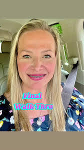 Kellie Hammond's Instagram, Twitter & Facebook