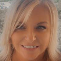 Robin Evitts's Instagram, Twitter & Facebook