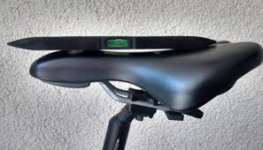 Knieschmerzen Beim Radfahren Stimmt Die Lenker Und Sattelhohe