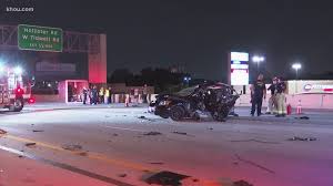 Raw Video Women Pulled From Crushed Vehicle After Crash On Highway 290 In Houston Tx Khou Com