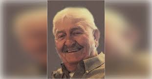 Larry Quinton's Instagram, Twitter & Facebook