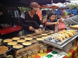 135 pendatang asing tanpa izin, pati ditahan dalam operasi jabatan imigresen di tiga lokasi penempatan haram kampung baru. 61 Jb Night Market Pasar Malam Location List Monday To Sunday