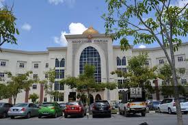 Palais de justice et maison (privée). Khidmat Pemfailan Pendengaran Kes Dibuka Sepenuhnya