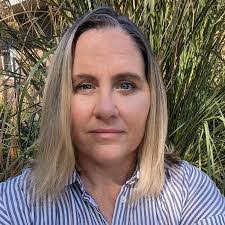 Tara Thacker's Instagram, Twitter & Facebook