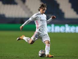 In 2018 he won the ballon d'or. Zidane Puji Luka Modric Setinggi Langit