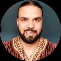 20000+ ملفًا شخصيًا يحتوي على “Karim