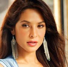 Lorena Rojas's Instagram, Twitter & Facebook