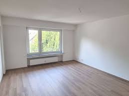 Hallo liebe zukünftige vermieter, wir, meine frau (40j) und ich (41j), (und der 22 j sohn mit ausbildung) suchen eine schicke mietwohnung mit eigenem garten. Wohnung Mieten In Bonen 8 Aktuelle Mietwohnungen Im 1a Immobilienmarkt De