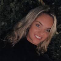 Amanda Malley's Instagram, Twitter & Facebook