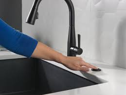 See full list on homedepot.com Single Handle Pull Down Kitchen Faucet 9113 Bl Dst Delta Faucet