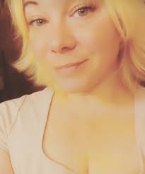 Felicia (@fbombsflare) • Instagram photos and videos