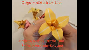 Making a card with the iris folding technique can give you. Origamiblute Iris Oder Lilie Einfach Falten Youtube
