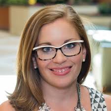 Amy Renshaw's Instagram, Twitter & Facebook