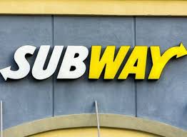 8 Diet Expert Approved Orders At Subway Eat This Not That Subway Nutrition Fast Food Facts Subway Diet