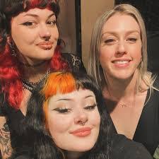 Tara Flagg's Instagram, Twitter & Facebook