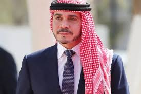 وبدورها، أكدت الإمارات تضامنها الكامل مع الأردن ووقوفها وتأييدها ومساندتها التامة لكل القرارات والإجراءات التي يتخذها الملك عبد الله الثاني وولي عهده الأمير الحسين بن عبد الله الثاني، لحفظ أمن واستقرار المملكة ونزع فتيل كل محاولة للتأثير فيهما. Ø¬Ø¯Ù„ Ø¨Ø¹Ø¯ Ù†Ø´Ø± Ø£Ø® Ù…Ù„Ùƒ Ø§Ù„Ø£Ø±Ø¯Ù† ØªØºØ±ÙŠØ¯Ø© Ù…Ø³ÙŠØ¦Ø© Ù„Ù„Ø¥Ù…Ø§Ø±Ø§Øª Ø§Ù†Ø¯Ø¨Ù†Ø¯Ù†Øª Ø¹Ø±Ø¨ÙŠØ©